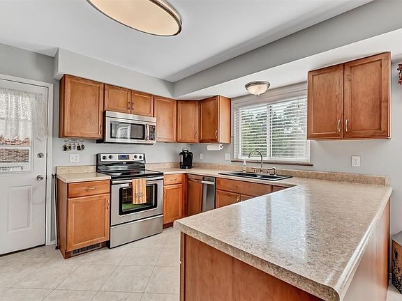 3rd image of 3636 Vago Ln