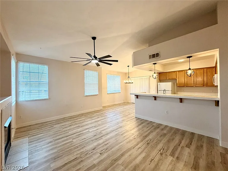 9901 Trailwood Dr #2004 — Photo 5
