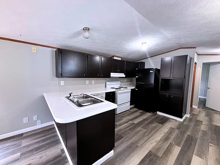 7019 Timber Rdg N #7019 — Photo 2