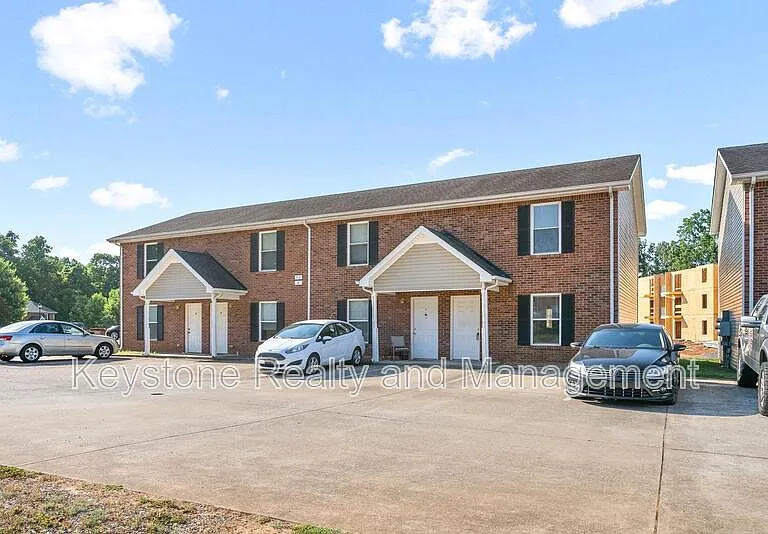 512 Peachers Ridge Rd #2B — Photo 1