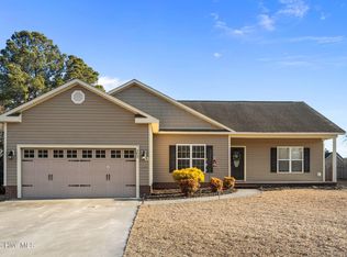 382 Bannermans Mill Rd, Richlands, NC 28574