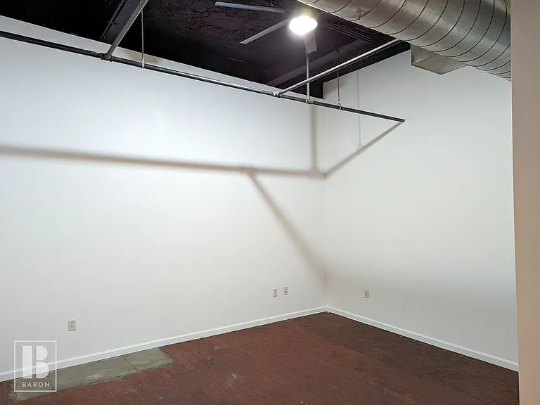 1125 Jackson St #209 — Photo 5