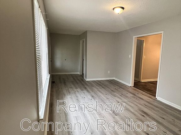 2nd image of 174 Aspen Ave