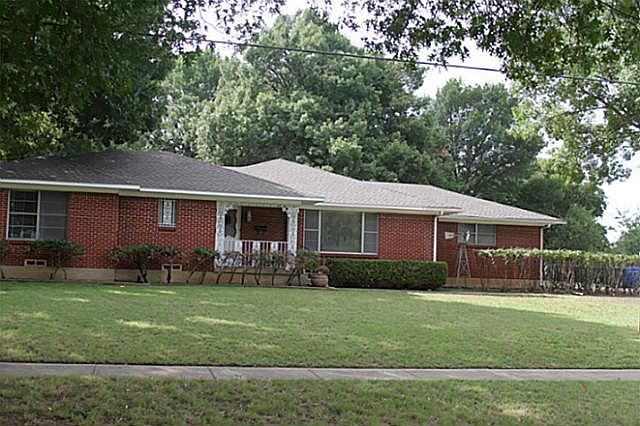 1st image of 1706 Ross Ave