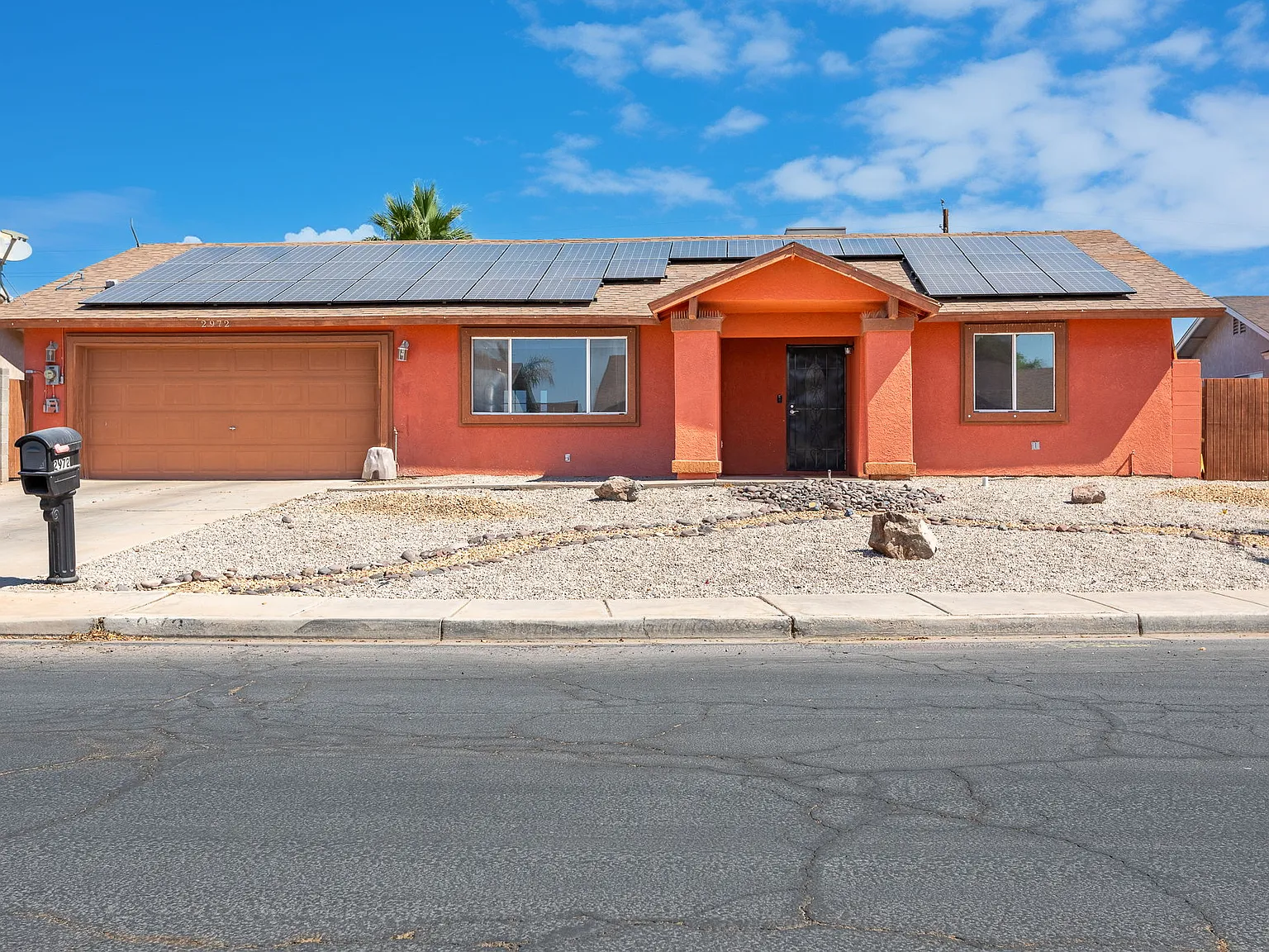 4 bed, 1771 sqft, $2,450 — Photo 2