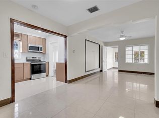 330 SW 48th Ave, Miami, FL 33134