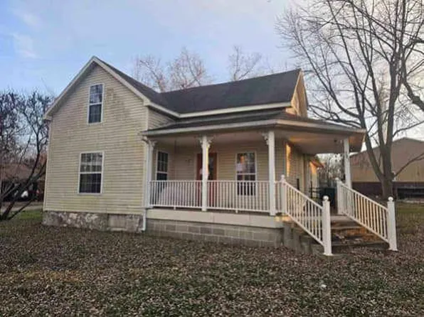 381 Division St, Stotts City, MO 65756