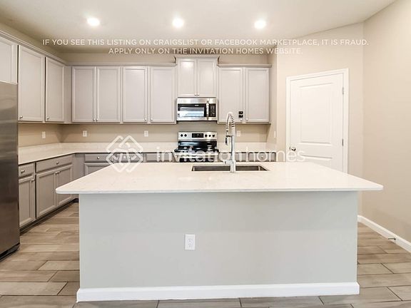 5th image of 9860 Lemon Grass Ln