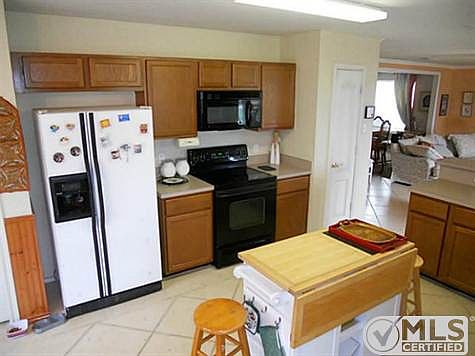 5th image of 516 Longshore Dr