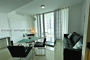 300 S Biscayne Blvd #T-2609 — Photo 4