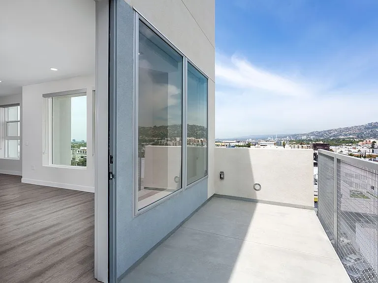 Balconies with panoramic views