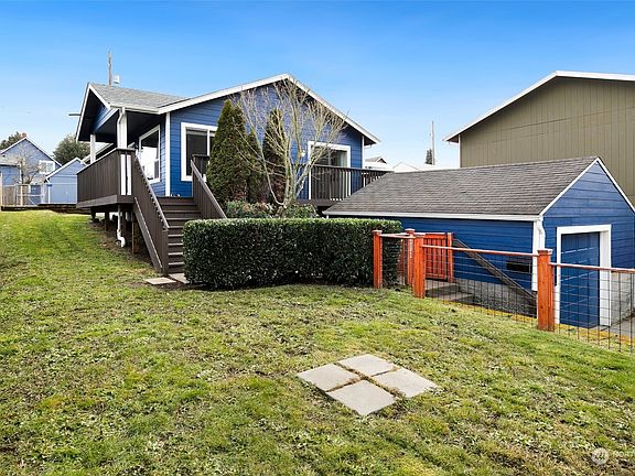2nd image of 2307 S Ash Street