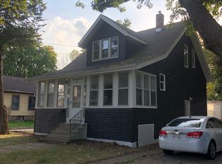 817 Randall Pl, Oshkosh, WI 54901