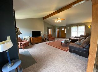 736 Deer Creek Rd, Jefferson City, MO 65109