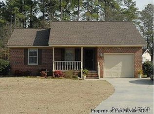 5303 Annette Ln, Parkton, NC 28371