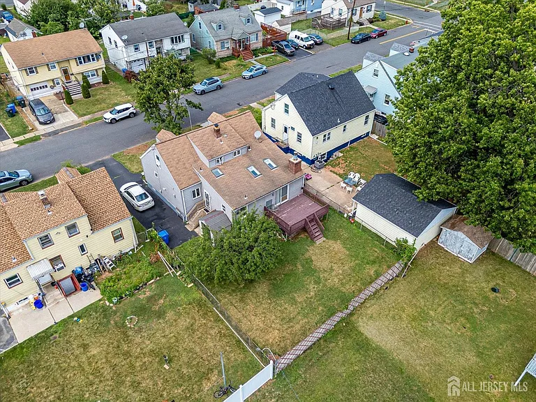 111 Sonora Ave — Photo 36