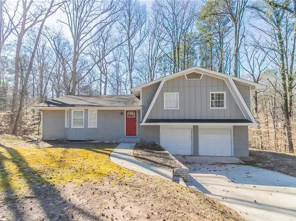 3585 Ale Cir, East Pt, GA 30344