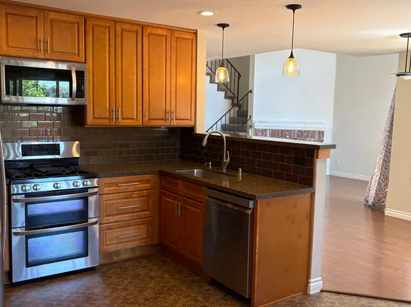 4485 Gladstone Ct, Carlsbad, CA 92010