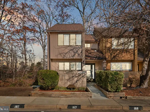 15237 Flintlock Ter, Woodbridge, VA 22191