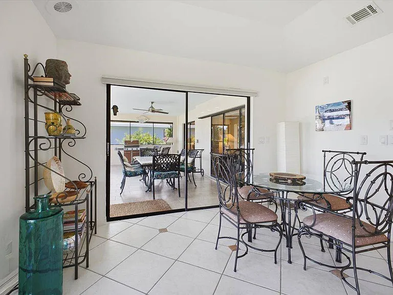 9874 Campbell Cir — Photo 23