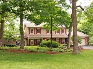 43W414 Hawkeye Dr, Elburn, IL 60119