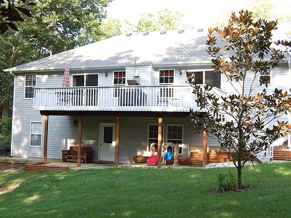 Back of home w/ 12x30 deck