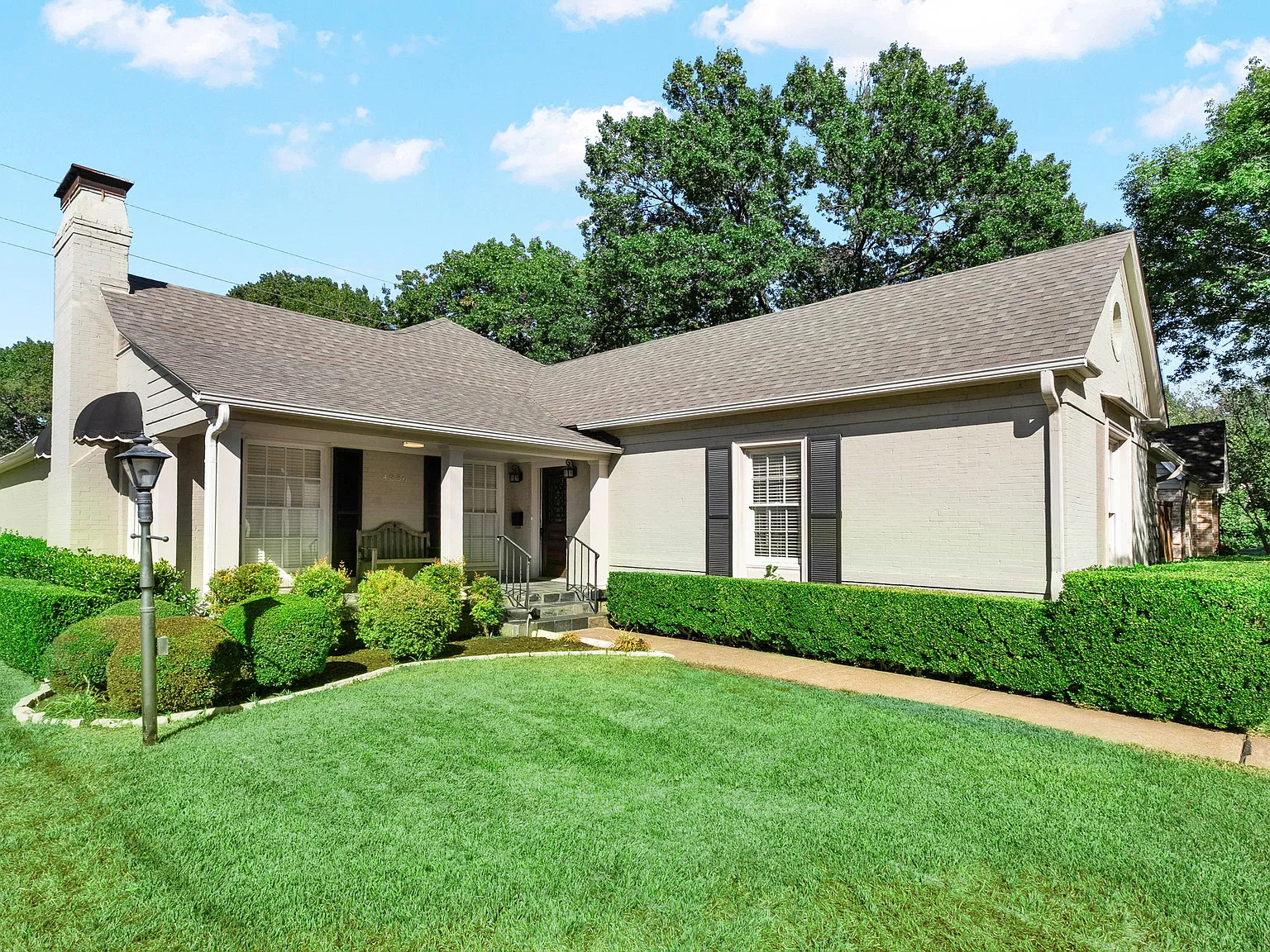 5 bed, 3.5 bath, 3192 sqft, $9,950 — Photo 1