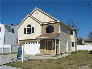 1st image of 2489 Sunrise Ave