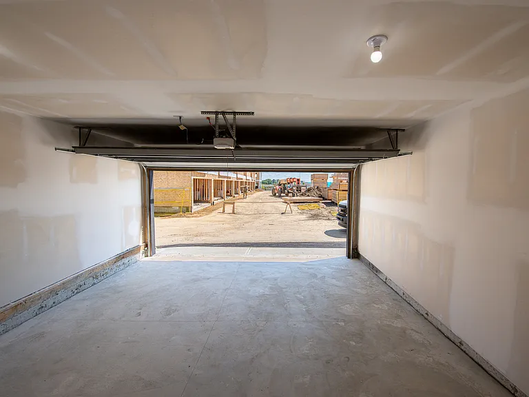 105 Chappelle Dr SW — Photo 40