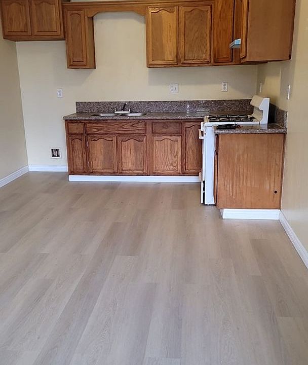 Beale Apartments 1025 Beale Ave Bakersfield CA Zillow