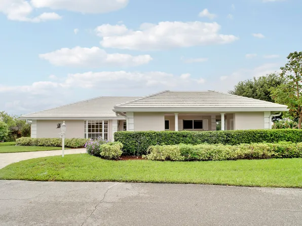 442 FRENCH ROYALE Circle, Atlantis, FL 33462