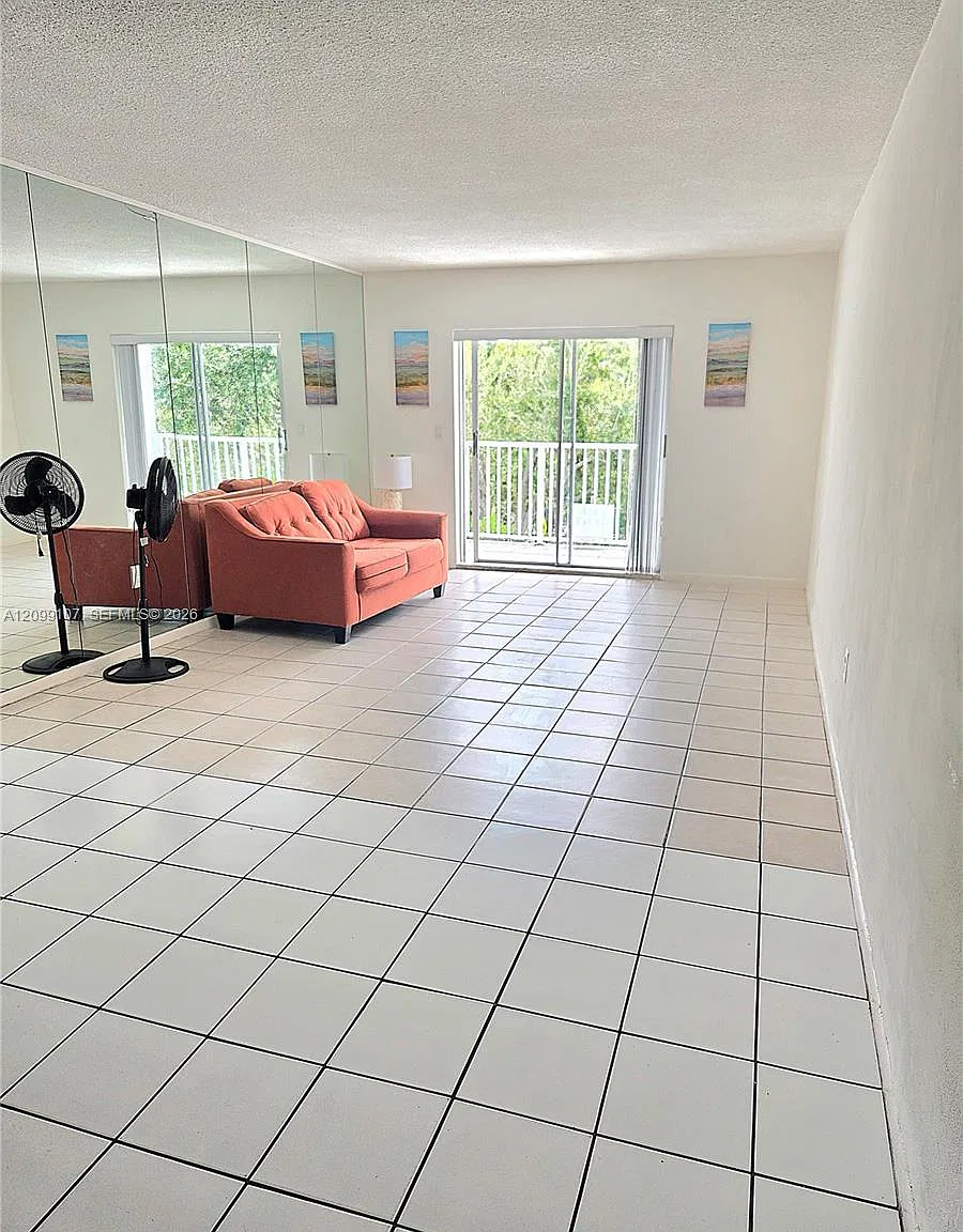 Haifa Condo — Photo 1