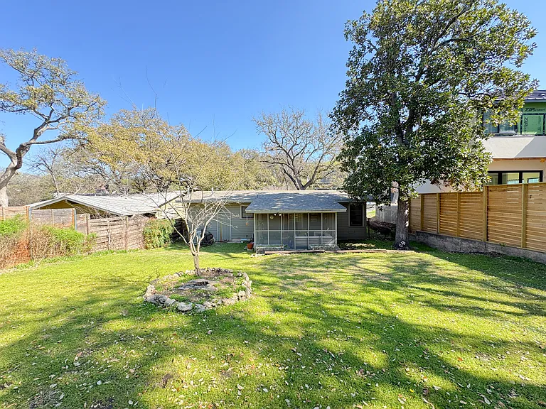 2203 Arpdale St — Photo 13