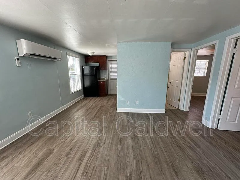 2 bed, 1.0 bath, 632 sqft, $1,550 — Photo 4