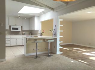 639 S Willowspring Dr, Encinitas, CA 92024