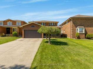 71 Marieta St, Vaughan, ON L4L7T2