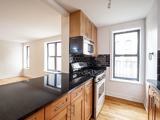 Rented by City Connections Realty | media 25