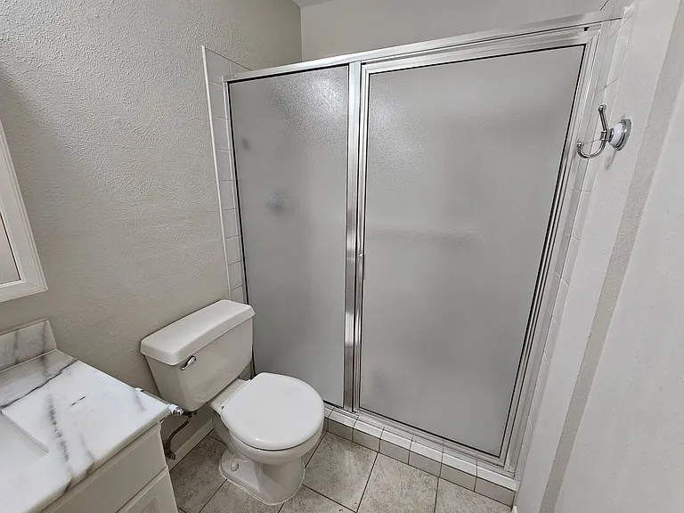 2906 Candlewick Ln — Photo 11