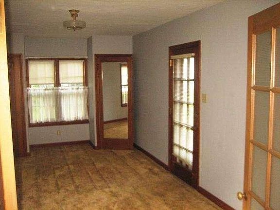 5th image of 1112 Eastern Ave