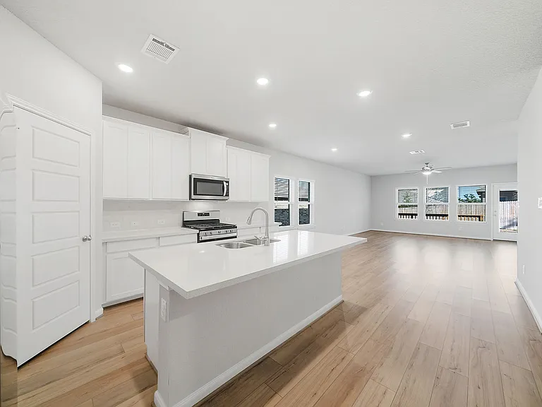 13131 Braxon Pass — Photo 6