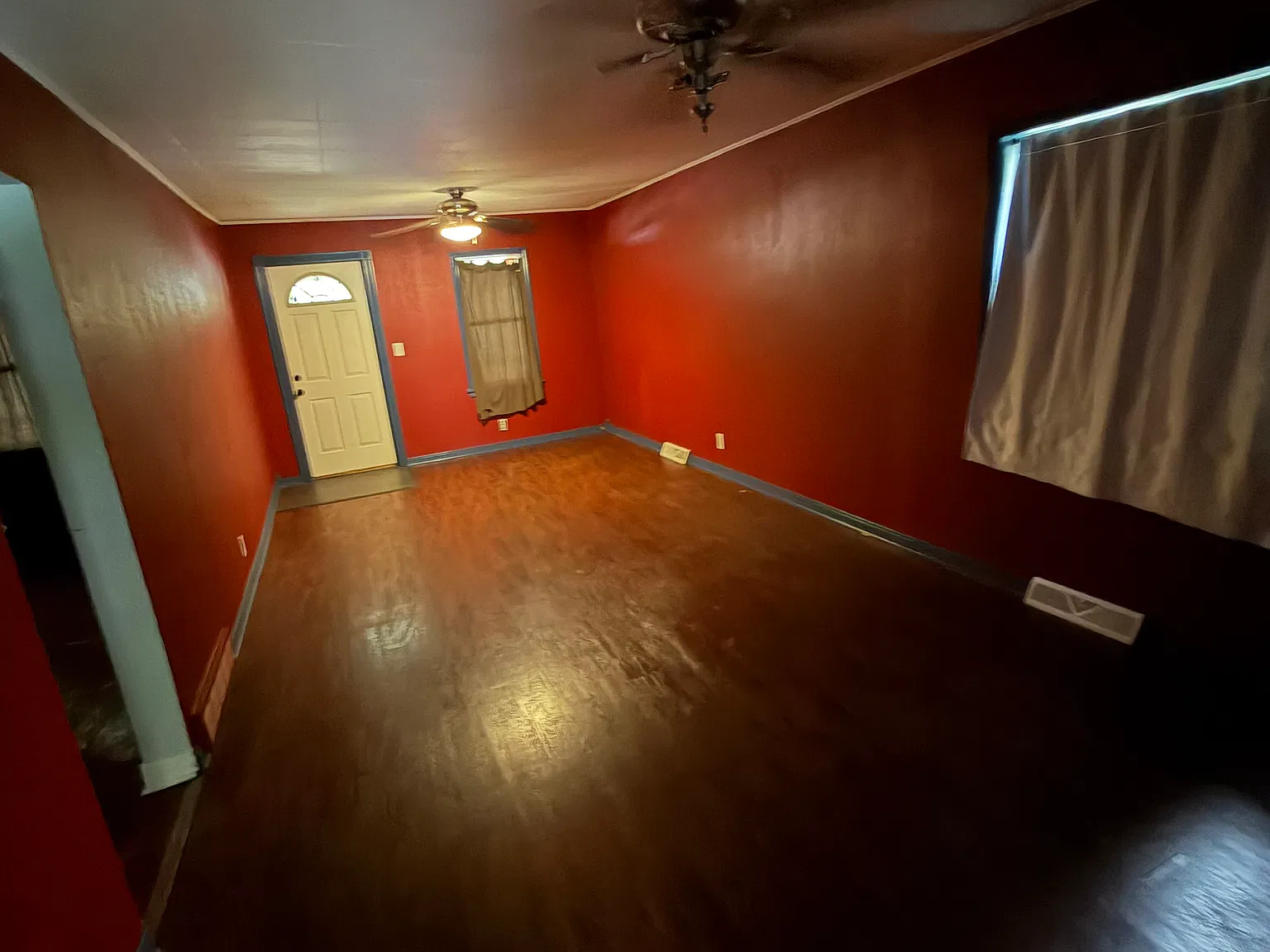 3 bed, 1154 sqft, $1,300 — Photo 2