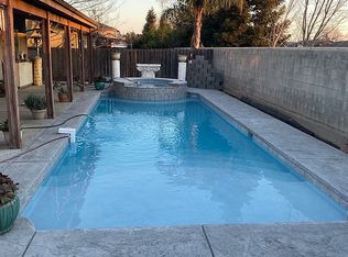 1746 Champagne St, Tulare, CA