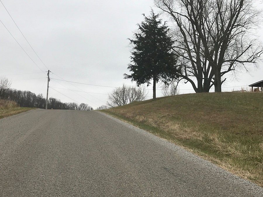 2nd image of 215 Strait Creek Rd