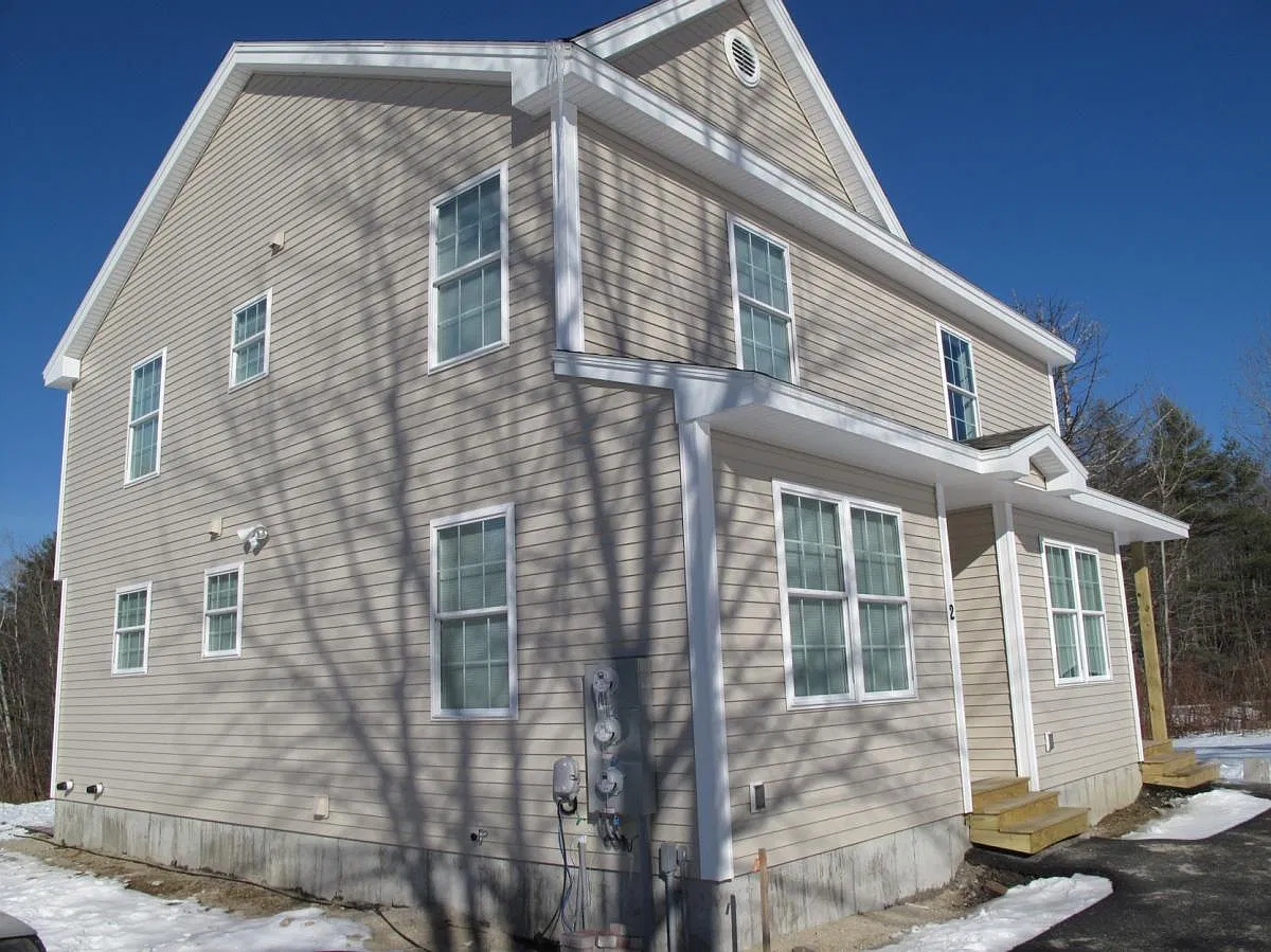 2 bed, 1.5 bath, 1090 sqft, $2,500 — Photo 2