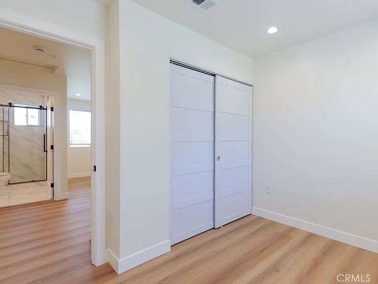 5221 E Willow — Photo 16