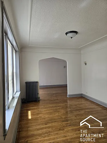 838 N Massasoit Ave #3B Photo 1 838 N Massasoit Ave #3B Photo 1