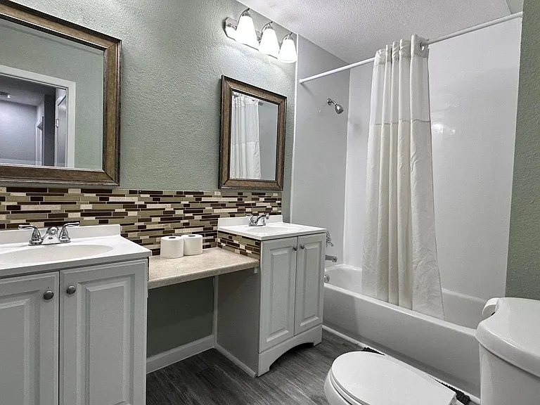 Full bathroom