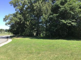 3 Chestnut Ct, Mullica Hill, NJ 08062