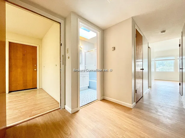 1649 12th Ave #8 — Photo 20