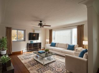 95 Diffin Dr #1, Welland, ON L3C2K2